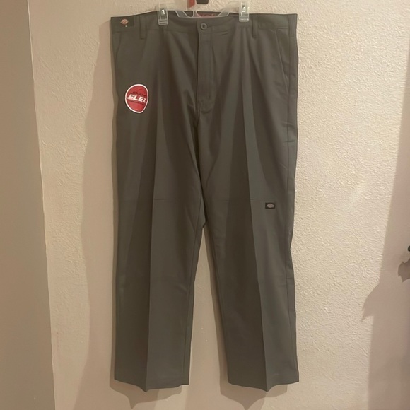 NWT MENS 38X30 DICKIES FLEXIBLE AND DURABLE PANTS GREY - Picture 2 of 11